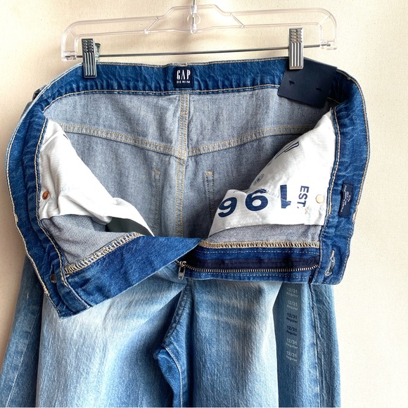 Gap High-Rise Ankle Flare-NWT - Picture 8 of 9